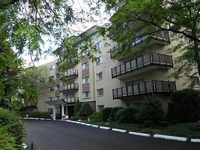 3rd image of 255 N Portage Path APT 313