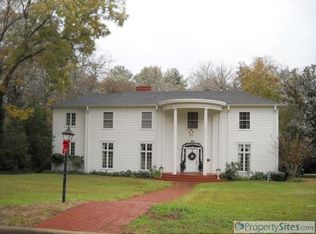 1711 Pleasant St, Huntsville, TX 77320