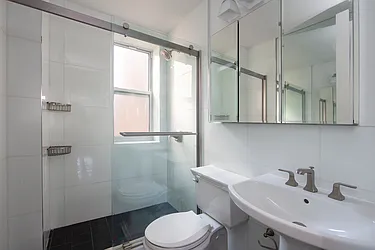 Rented by R New York