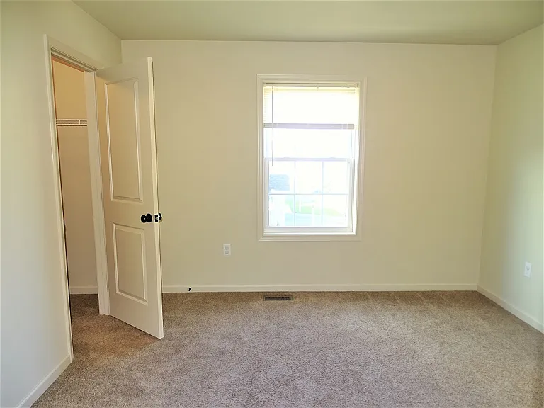 402 Marlene Way — Photo 19