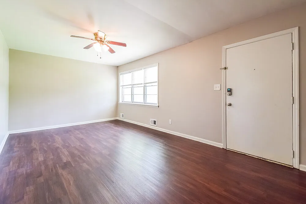 3 bed, 1.5 bath, 1538 sqft, $1,520 — Photo 4
