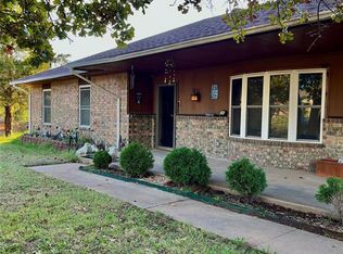 2877 S Pottawatomie Rd, Harrah, OK 73045