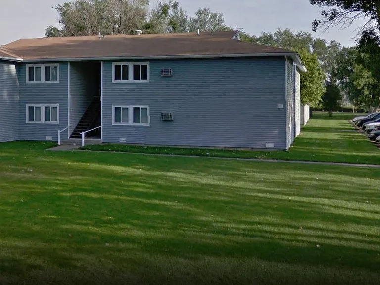 Western View Apartments — Photo 3