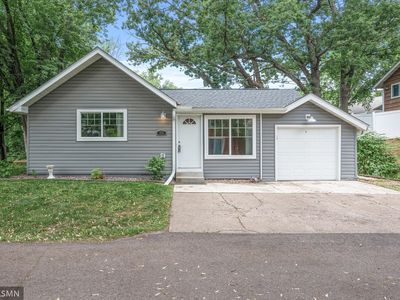322 Faversham Rd, Willernie, MN, 55090