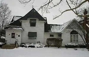 117 S 1st St photo 1