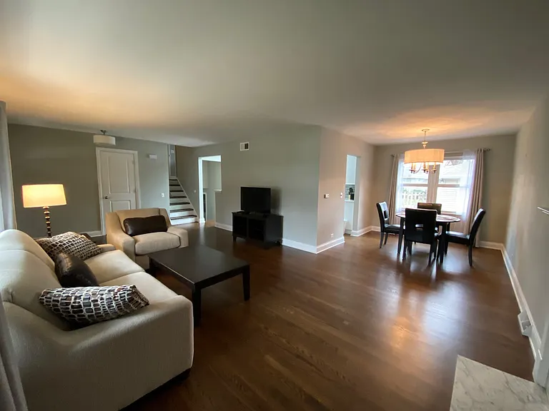 340 Sycamore Dr — Photo 10