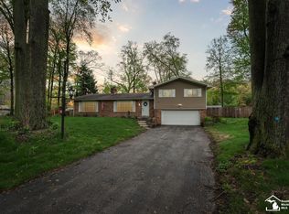 7772 Apache Trl, Temperance, MI 48182