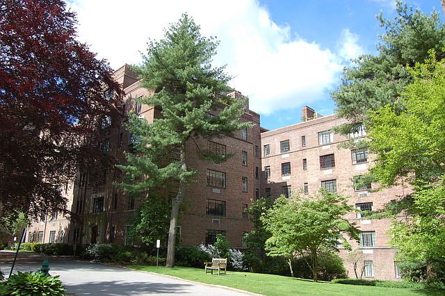 1st image of 100 W Ardsley Ave #4-A