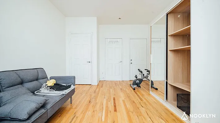 Rented by Nooklyn NYC LLC | media 5