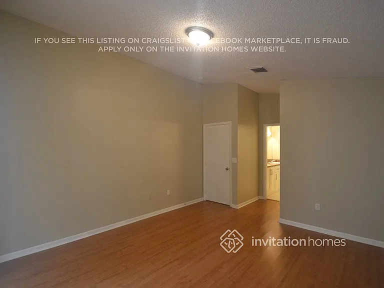 1457 NW 156th Ave — Photo 13