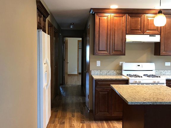 5th image of 8620 Sayre Ave APT 1
