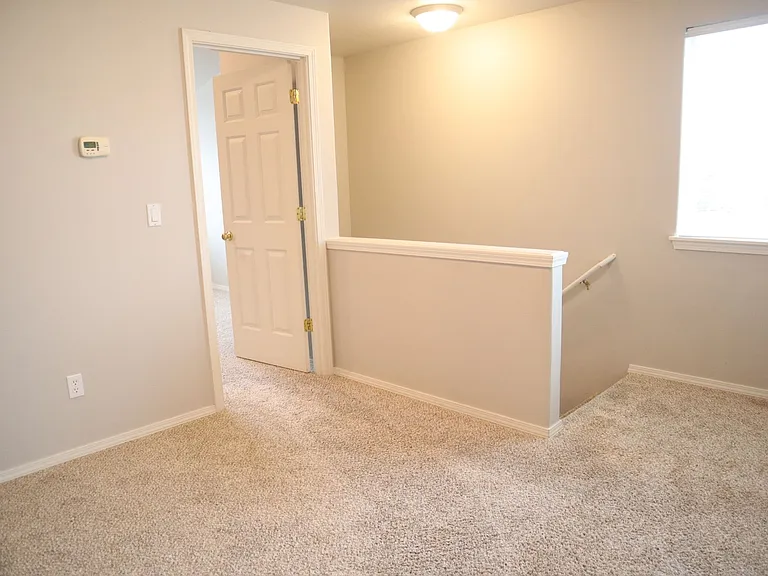 13920 NE 7th Ct — Photo 23