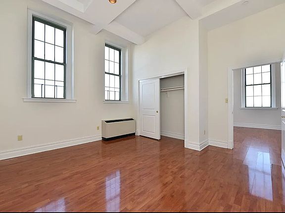 4th image of 45-02 Ditmars Blvd #321