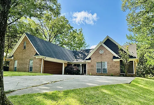 445 Augusta Dr Photo 1