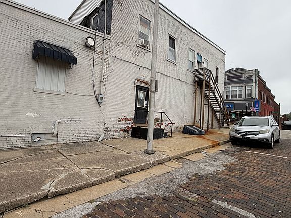 2nd image of 100 E Main St