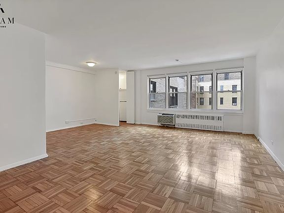 2nd image of 155 E 38th St APT 11A