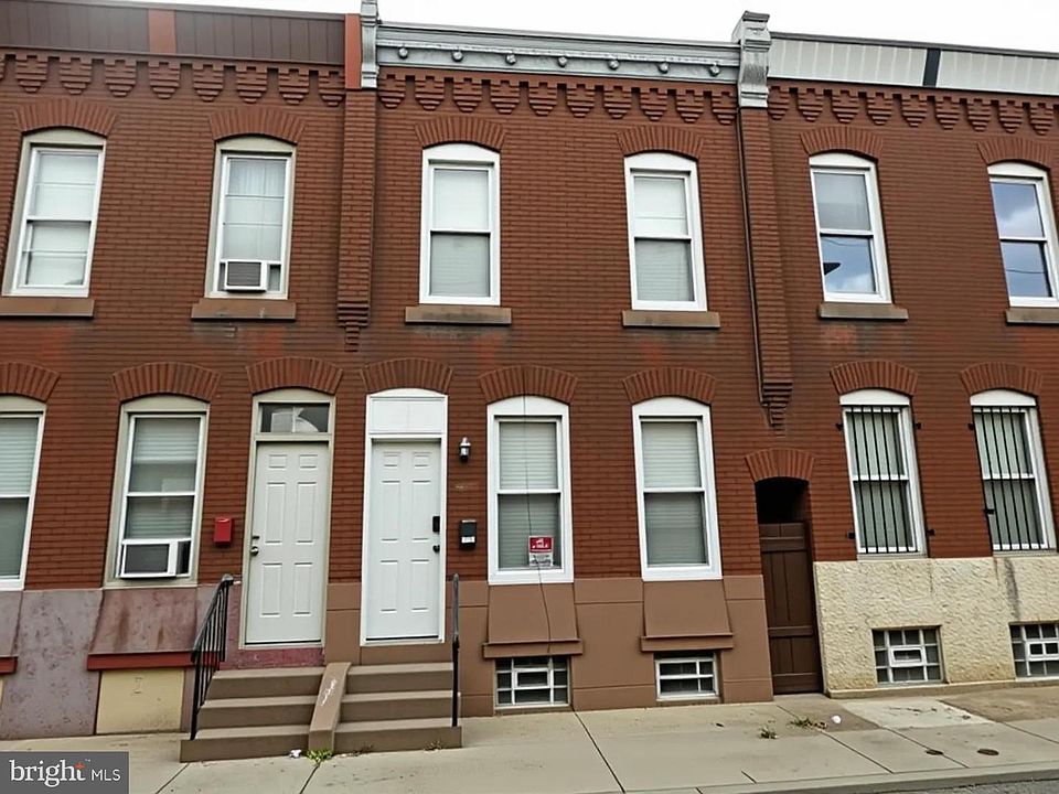 1st image of 2070 Bellmore Ave