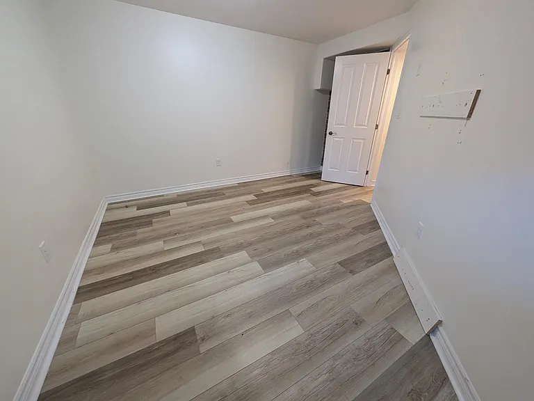 127 Simurda Ct #HOUSE — Photo 19