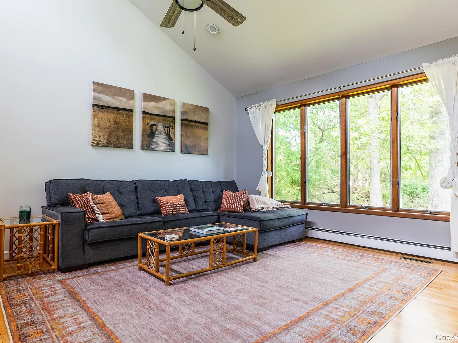 3 bed, 2.5 bath, 2100 sqft, $4,800 — Photo 3