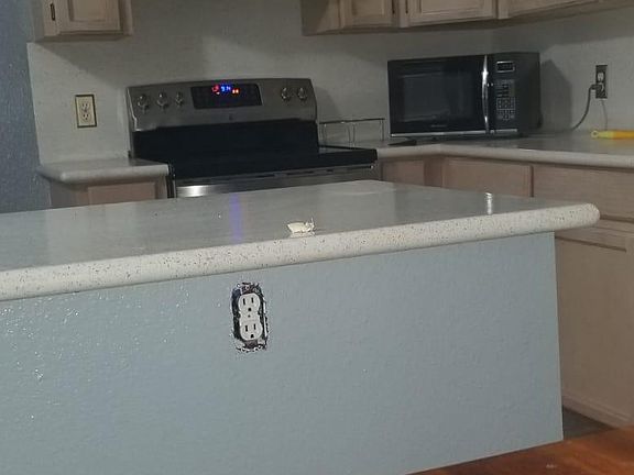 5th image of 7922 Falcon Dr