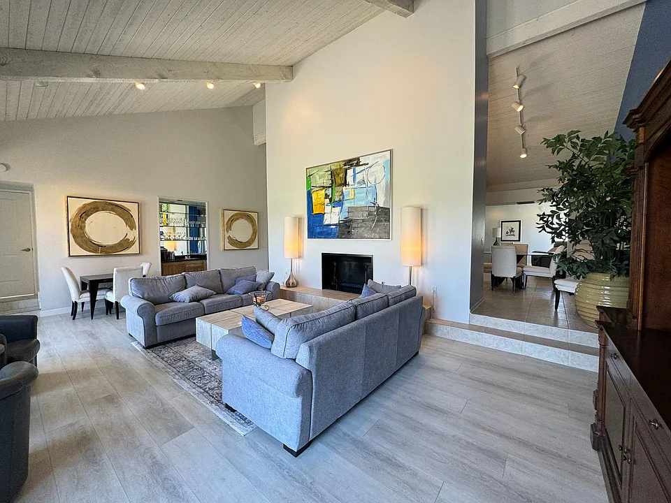 34983 Mission Hills Dr