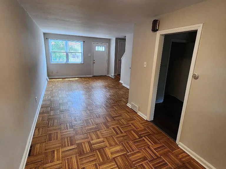 317 Fern St — Photo 3