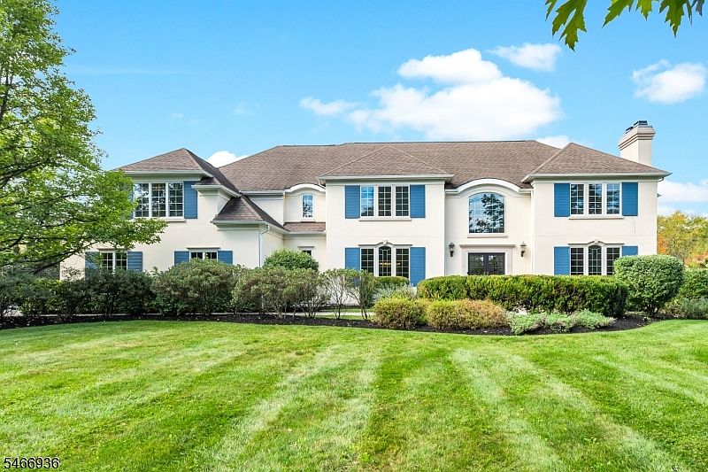 1st image of 14 Paddock Ct