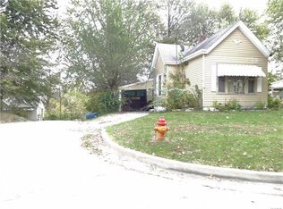 515 Lampert St, Alton, IL 62002