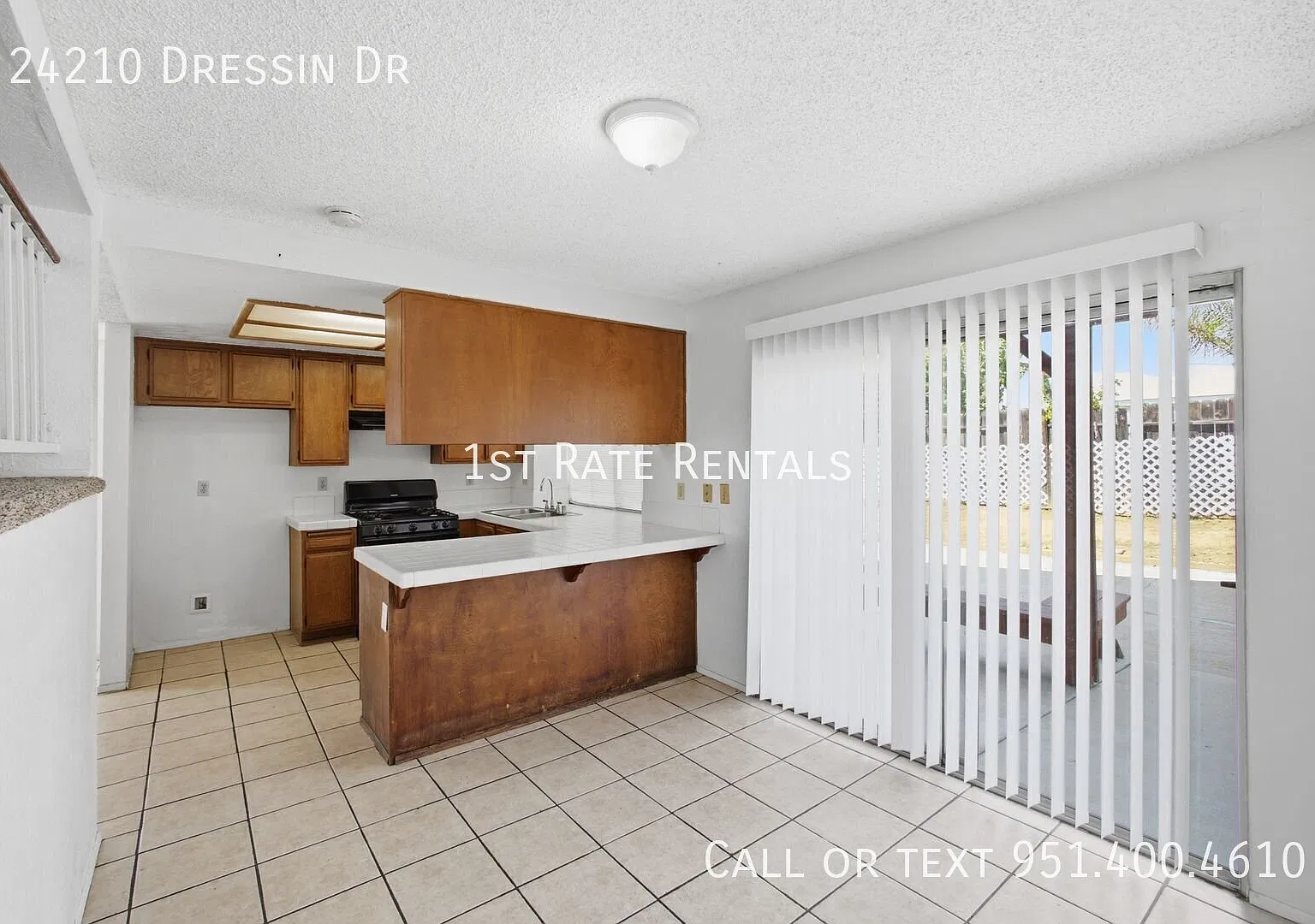 Fantastic two-story home! — Photo 3
