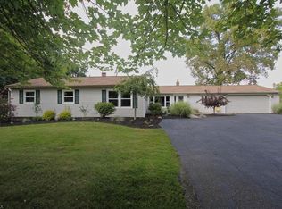 10022 Bell Rd, Newbury, OH 44065