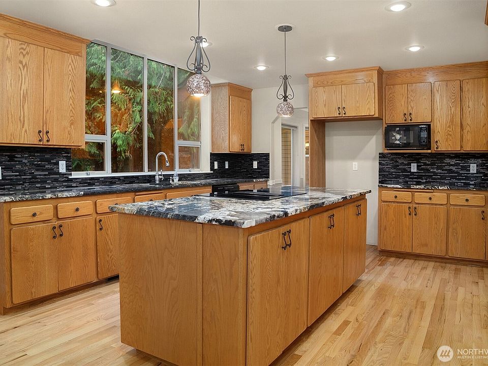 13th image of this home