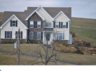 1993 Kings Row Rd, Oxford, PA 19363