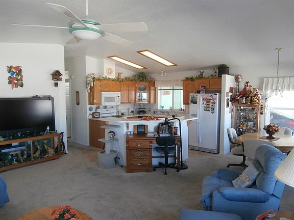 4th image of 5049 E 33rd Pl