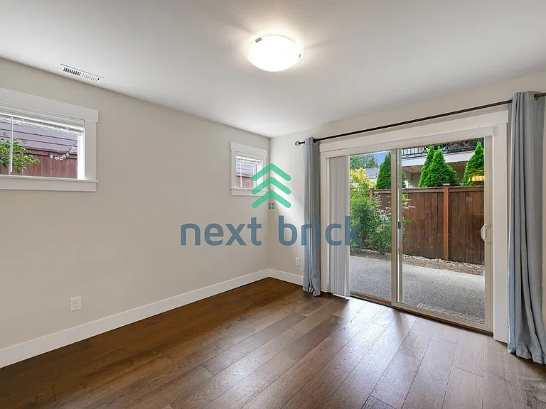 938 223rd St SE — Photo 6