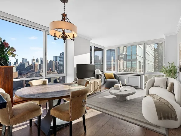 635 W 42nd St APT 23E, New York, NY 10036