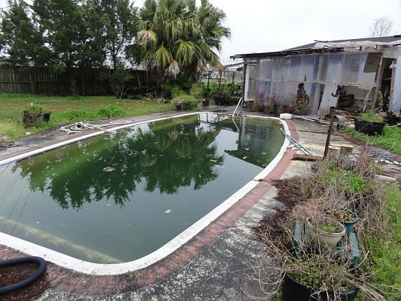 4th image of 4927 Bayou Black Dr