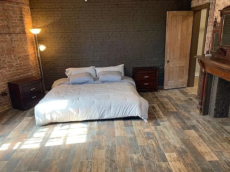 239 Saint Pauls Ave #2 — Photo 3