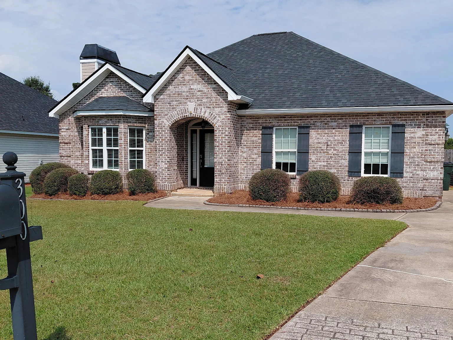 3 bed, 1510 sqft, $1,800 — Photo 1