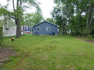 19 Hewetson Rd — Photo 20