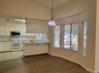 1291 E Portland Ave, Fresno, CA 93720