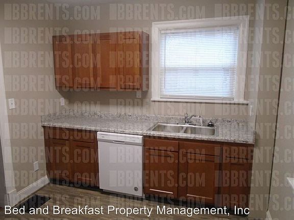 5th image of 1974 Garden Ln