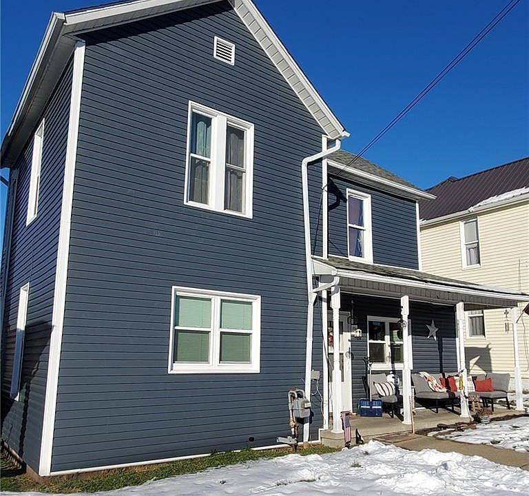 1st image of 1017 Blaine Ave
