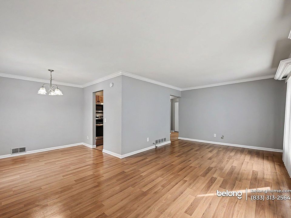 625 E Fox Hills Dr, photo 8