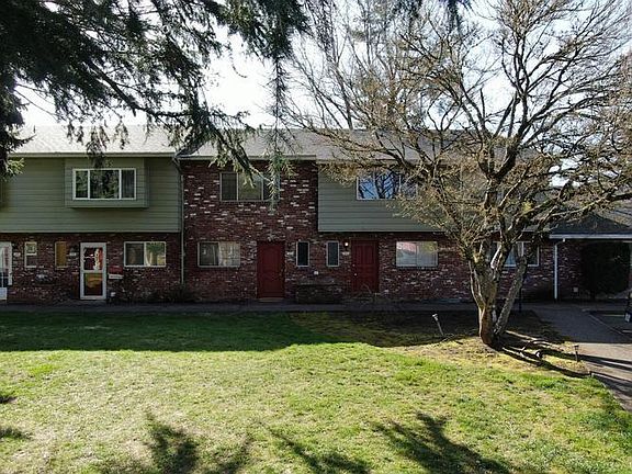 2nd image of 2054 NE Hogan Dr Unit 22