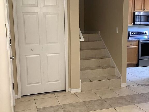 5th image of 1851 Retreat View Cir