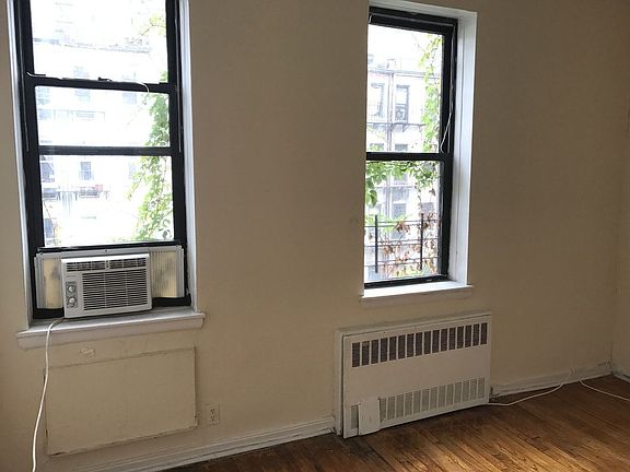3rd image of 418 E 88th St APT 5A