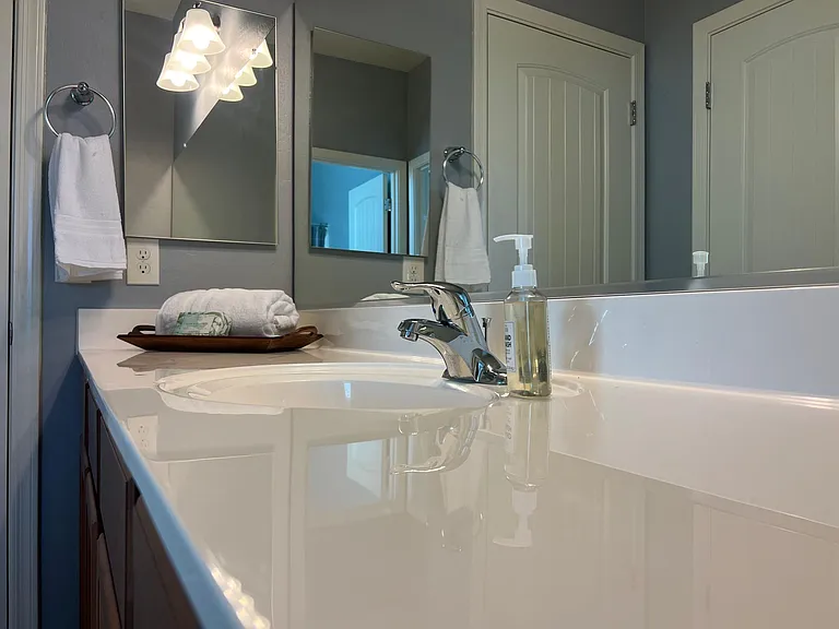 35359 N Donovan Dr — Photo 20