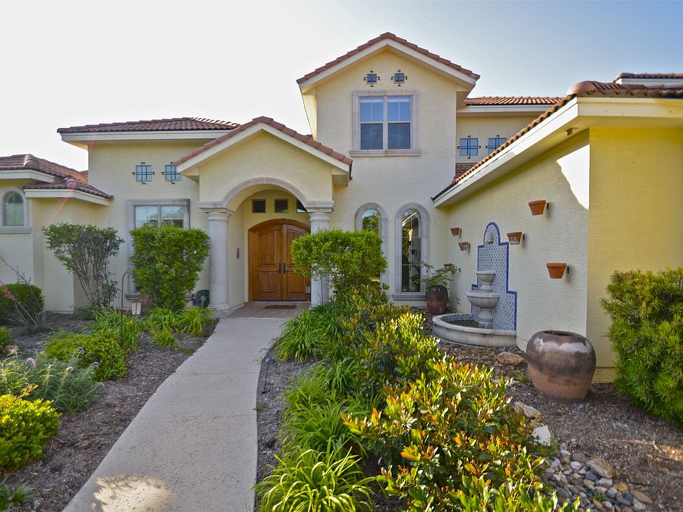 1st image of 119 Tuscany Way