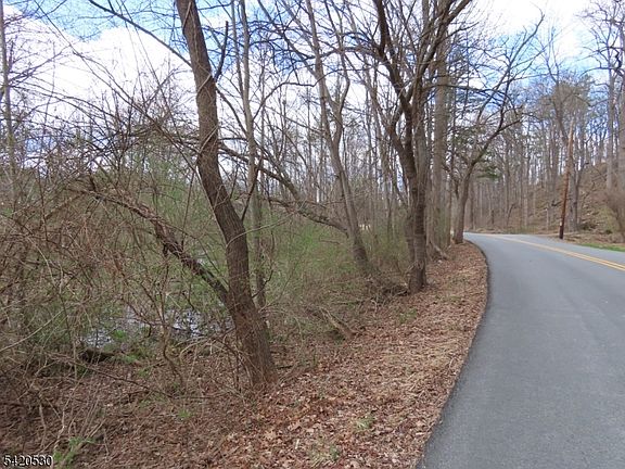 3rd image of 173 Hope Rd
