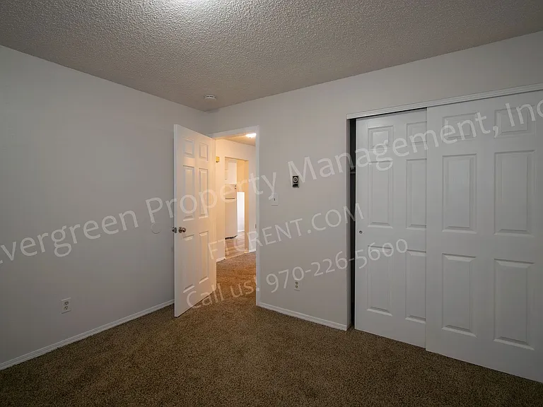 211 N Shields St — Photo 10